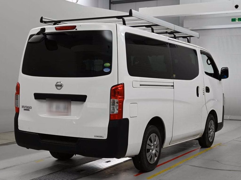NISSAN NV350 CARAVAN