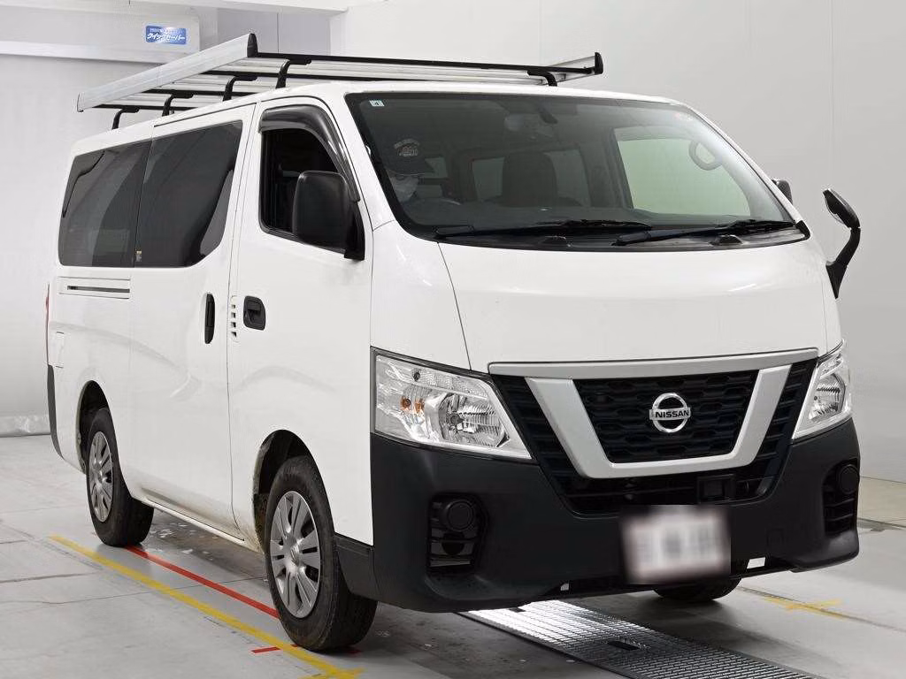 NISSAN NV350 CARAVAN