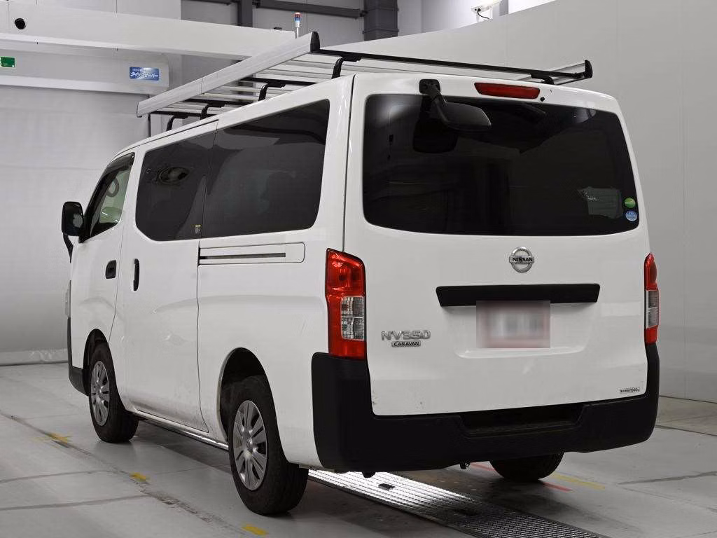 NISSAN NV350 CARAVAN
