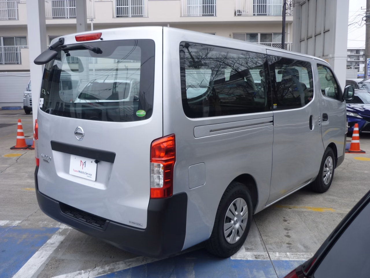 NISSAN NV350 CARAVAN