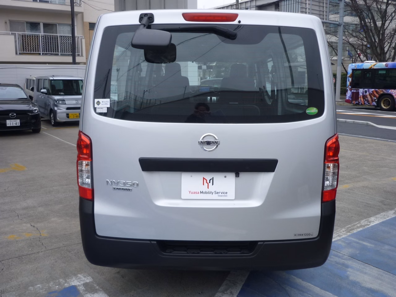 NISSAN NV350 CARAVAN