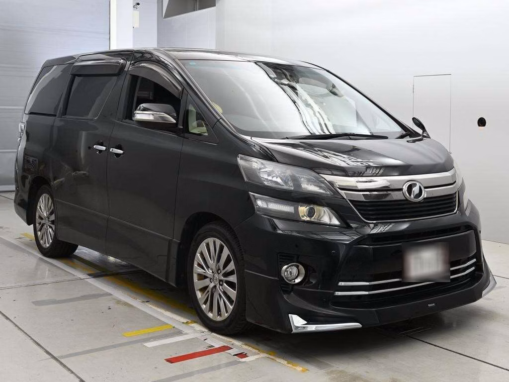 TOYOTA VELLFIRE
