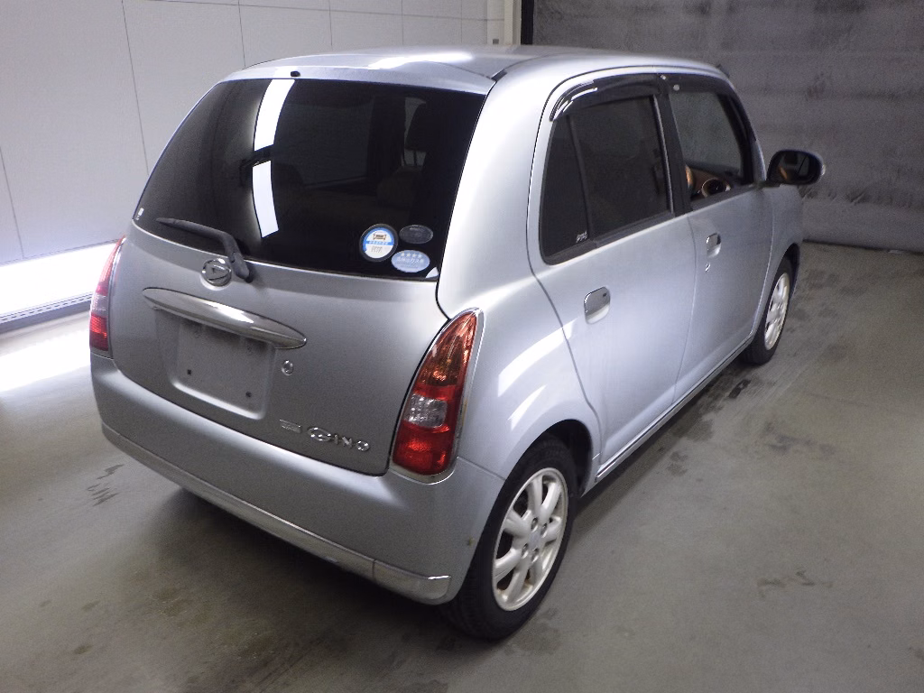 DAIHATSU MIRA GINO
