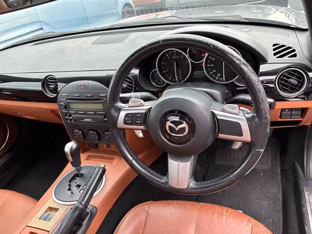MAZDA ROADSTER