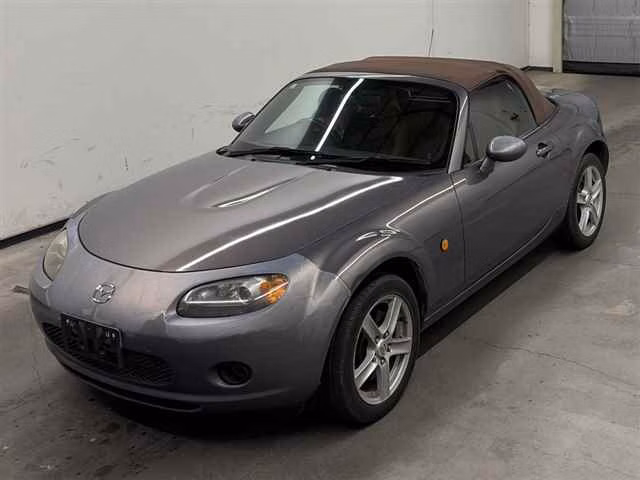 MAZDA ROADSTER