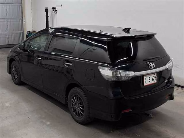 TOYOTA WISH