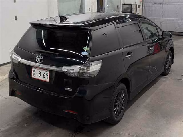 TOYOTA WISH