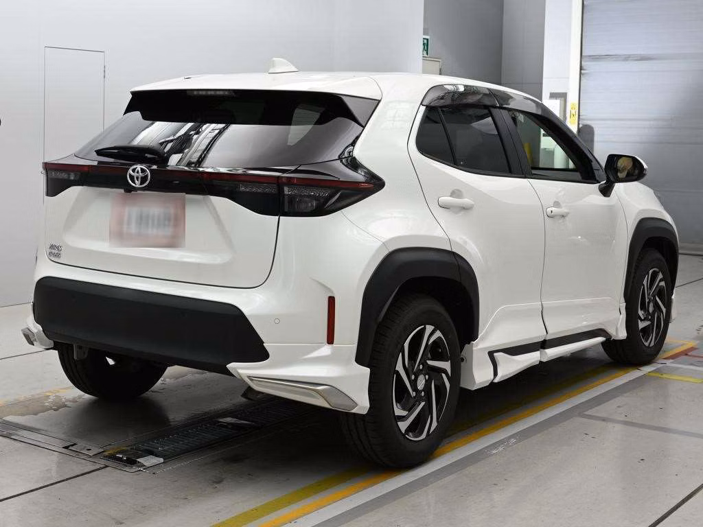 TOYOTA YARIS CROSS