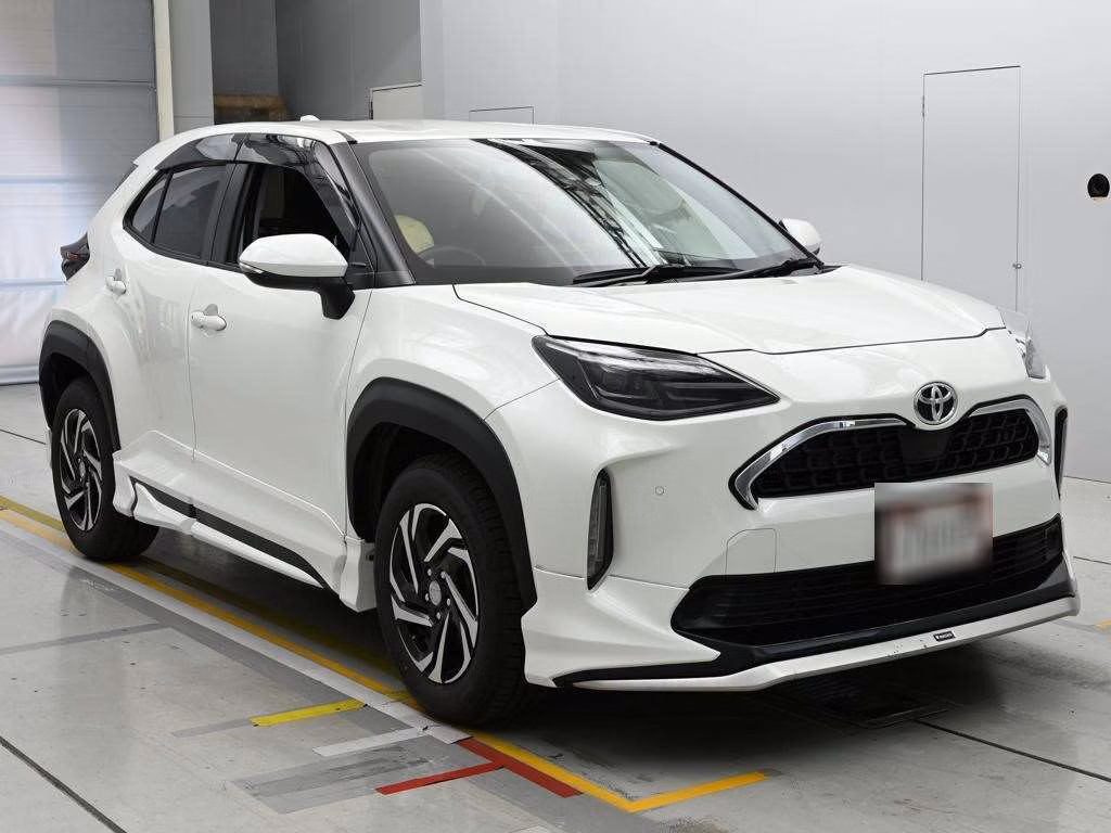 TOYOTA YARIS CROSS