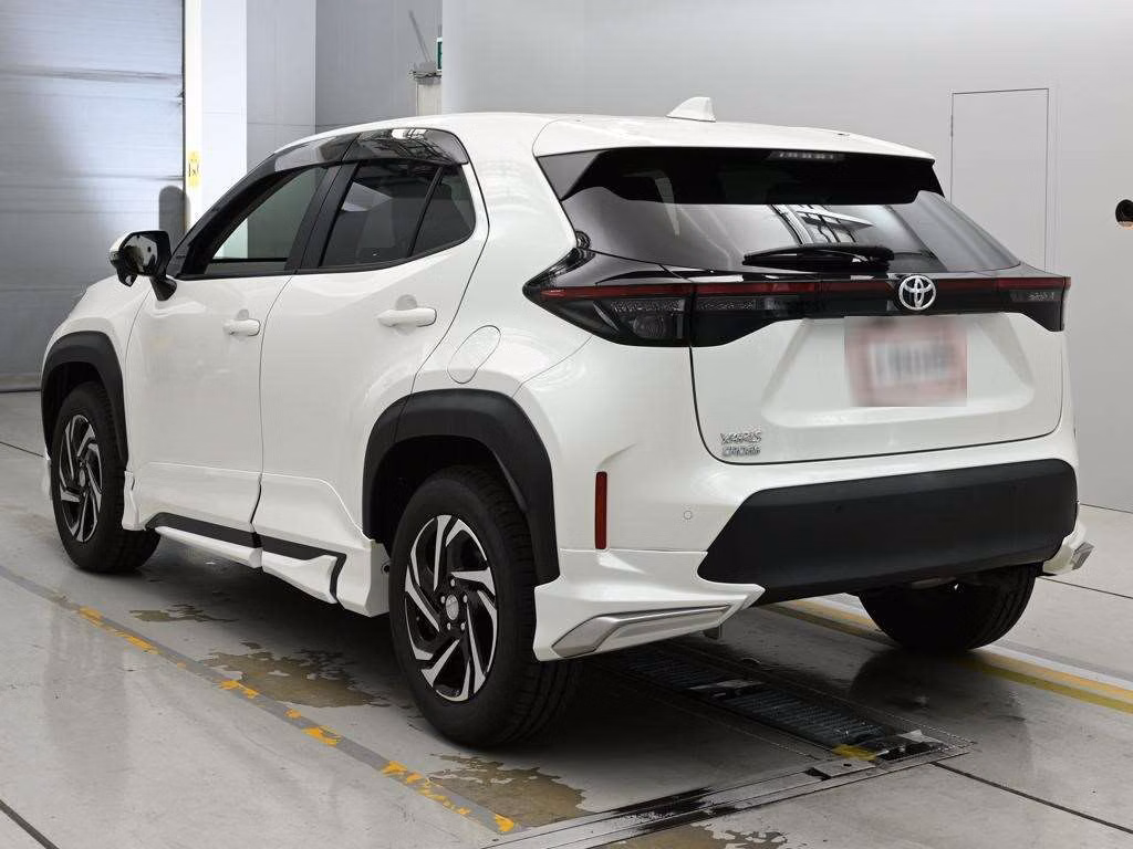 TOYOTA YARIS CROSS