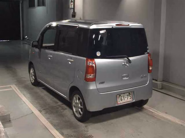 DAIHATSU TANTO EXE