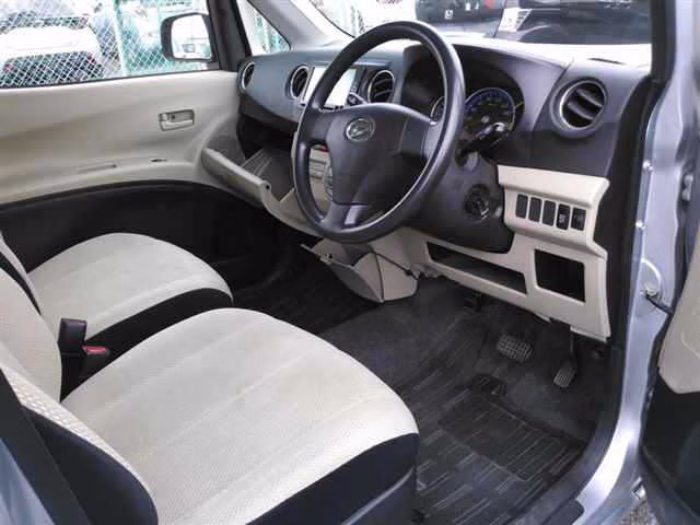 DAIHATSU TANTO EXE