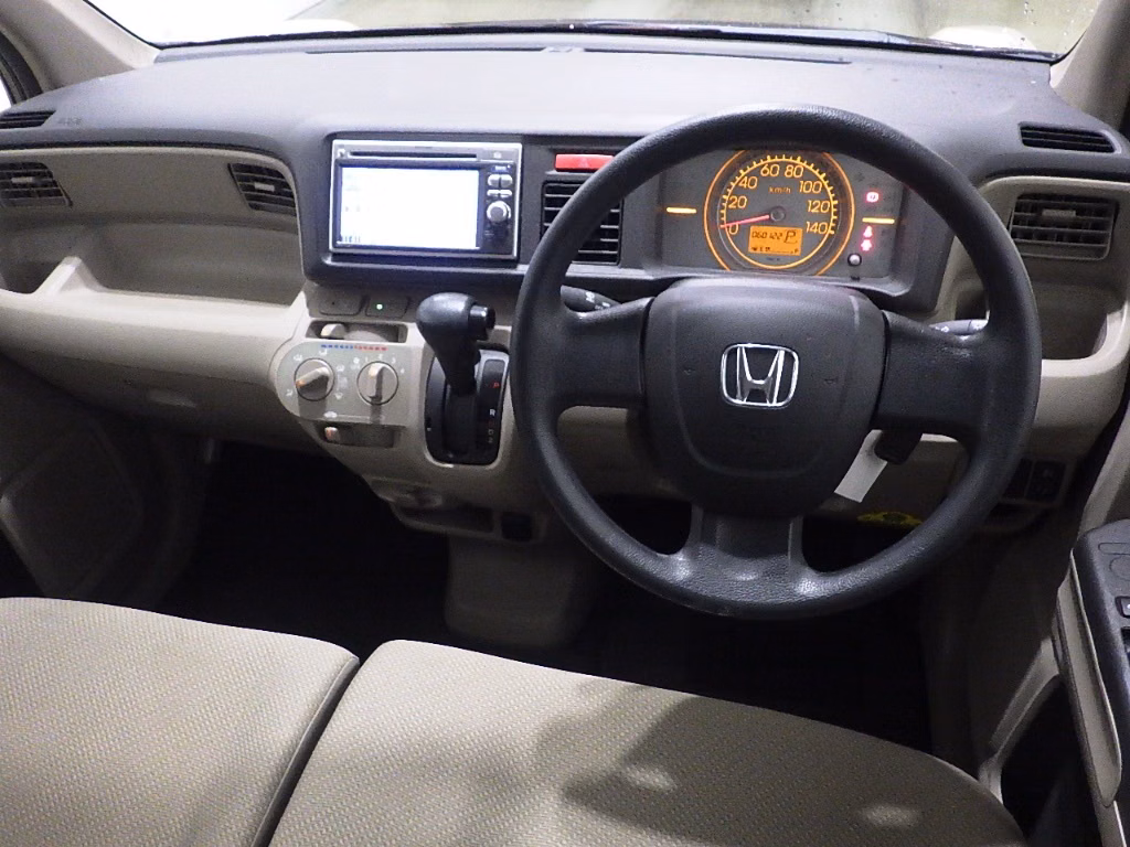 HONDA LIFE