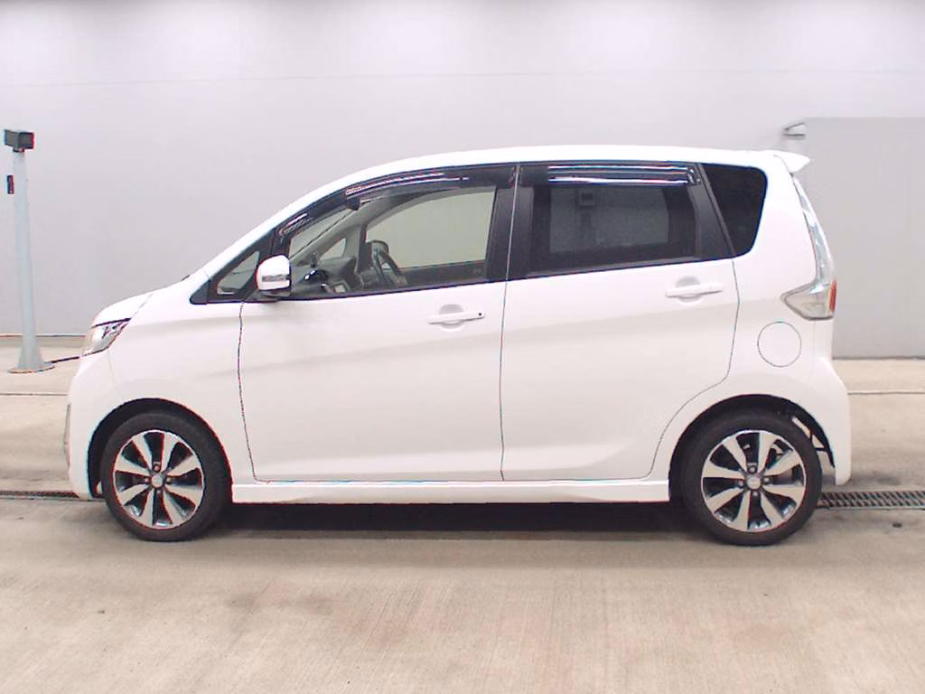 MITSUBISHI EK CUSTOM