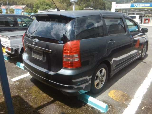 TOYOTA WISH