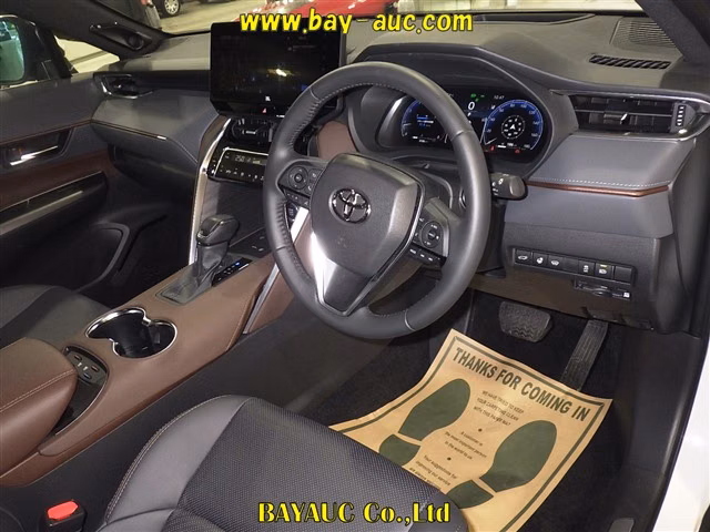 TOYOTA HARRIER