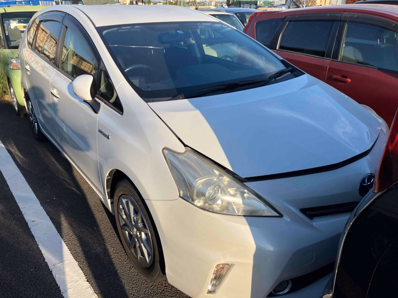 TOYOTA PRIUS ALPHA