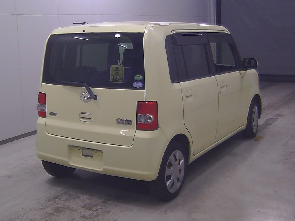 DAIHATSU MOVE CONTE