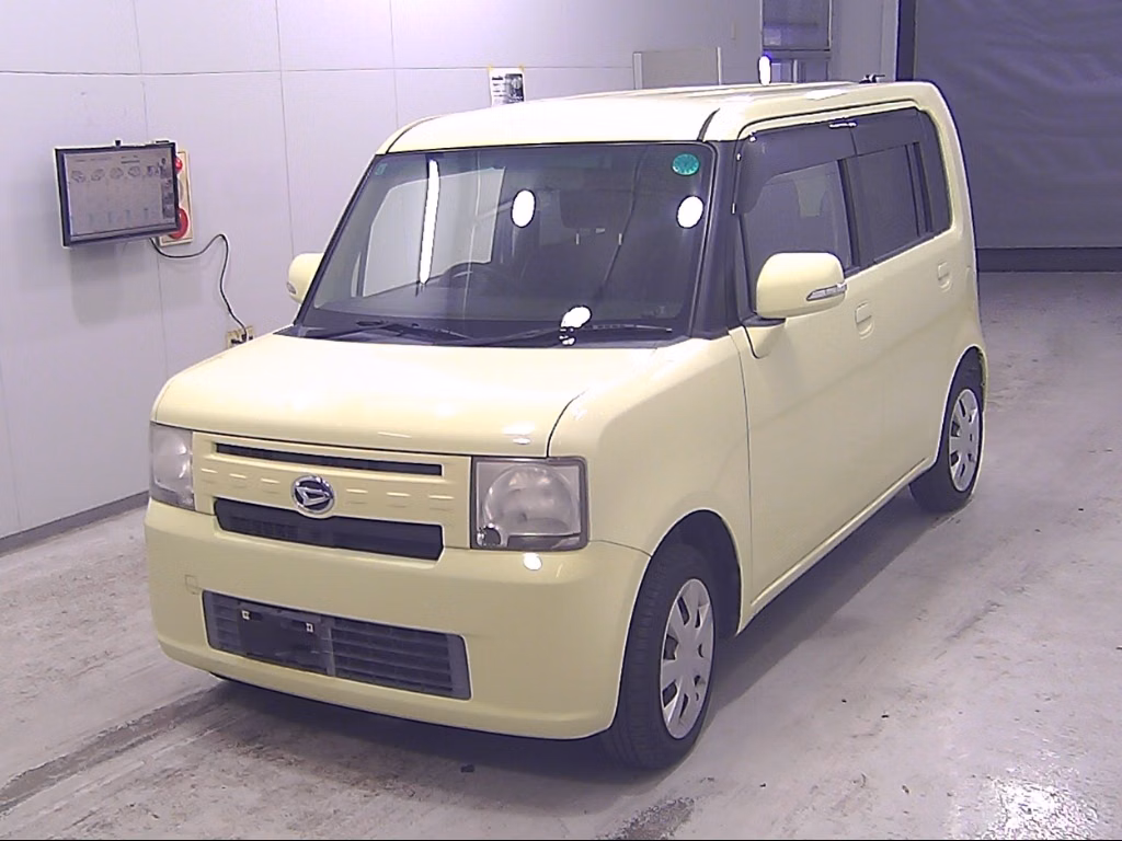 DAIHATSU MOVE CONTE