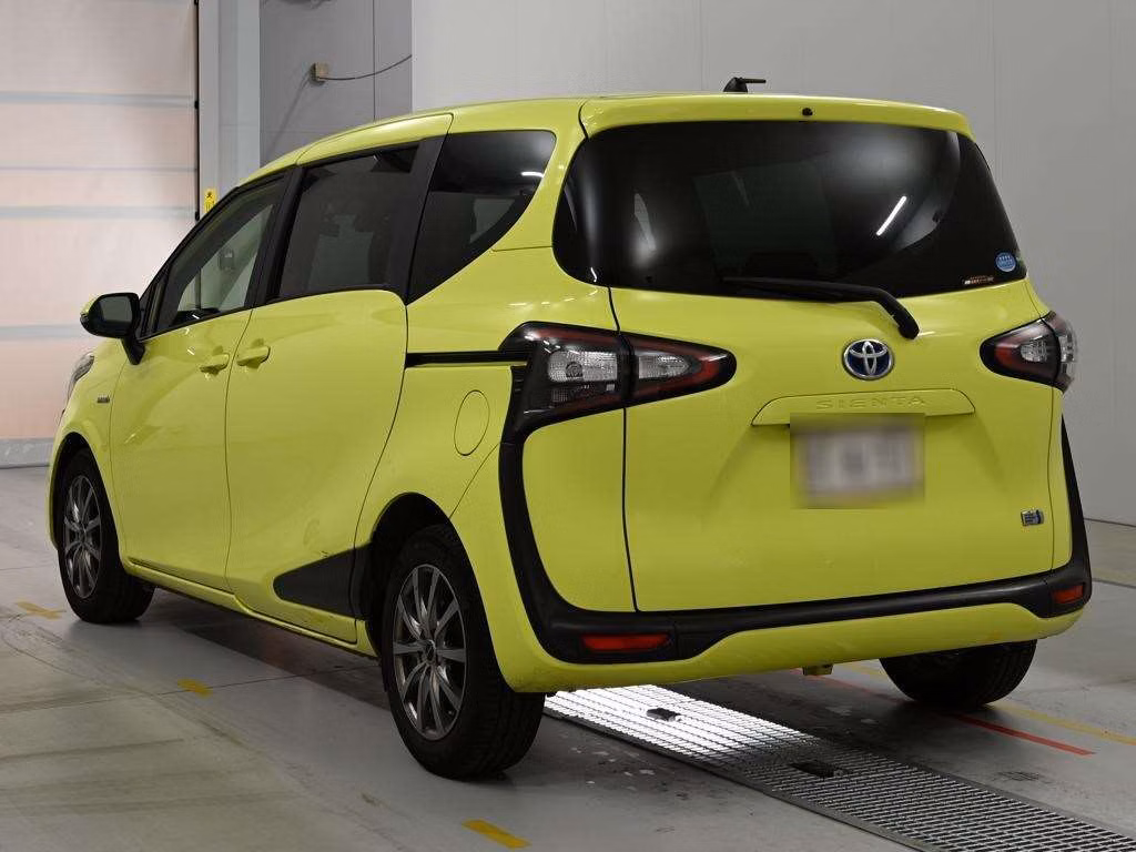 TOYOTA SIENTA