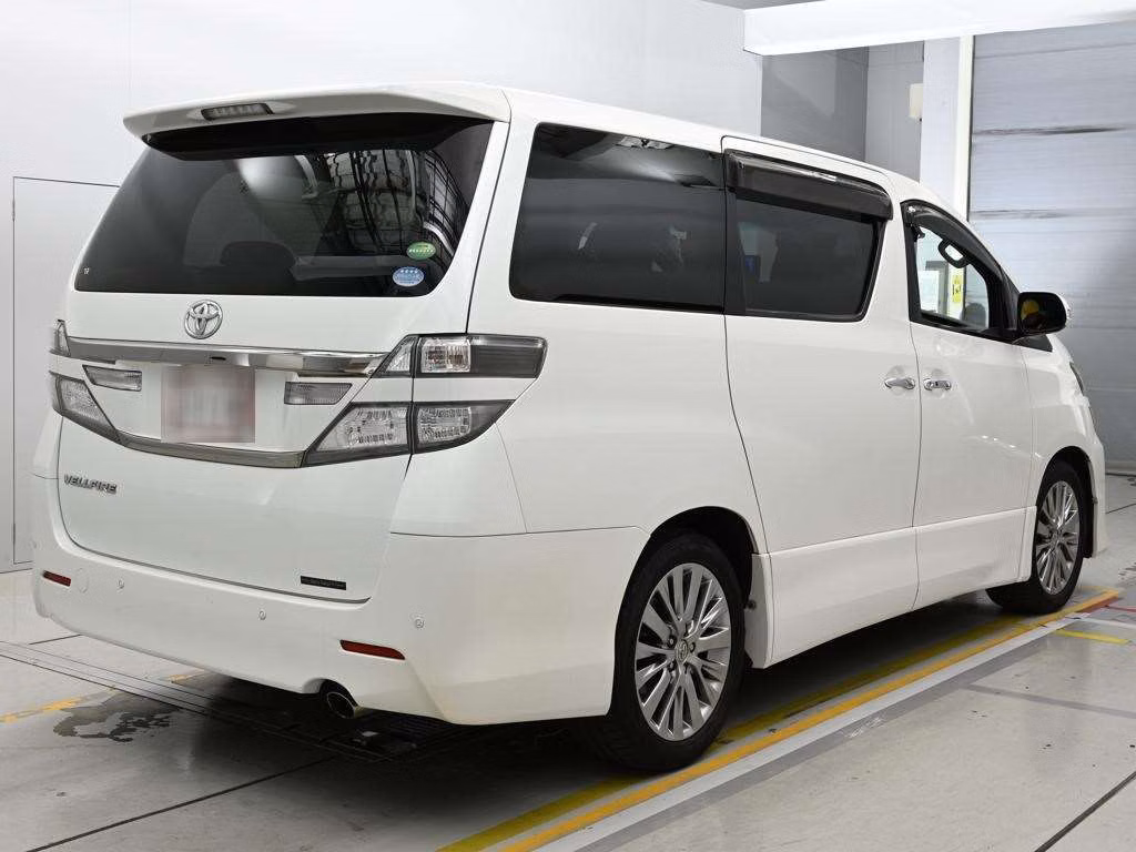 TOYOTA VELLFIRE