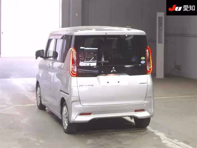 MITSUBISHI EK SPACE