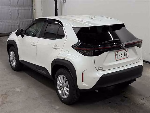 TOYOTA YARIS CROSS