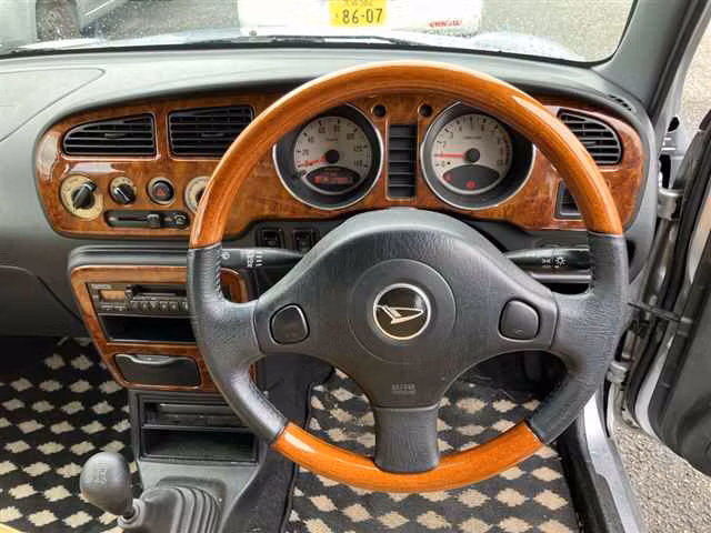 DAIHATSU MIRA GINO
