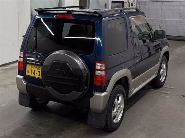 MITSUBISHI PAJERO MINI