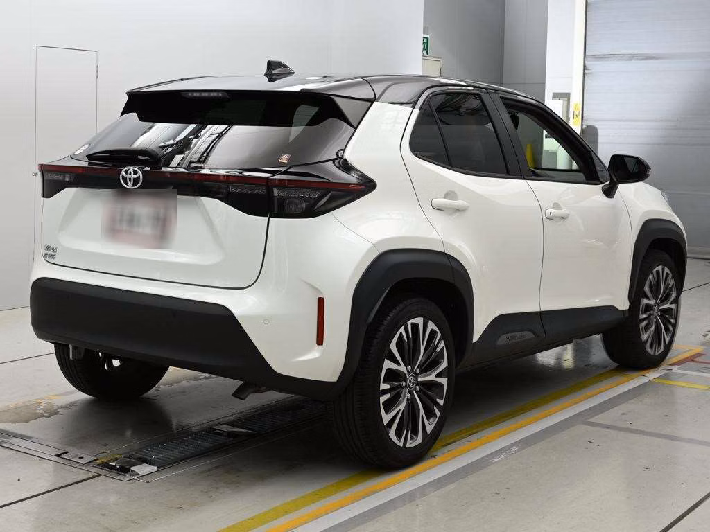 TOYOTA YARIS CROSS