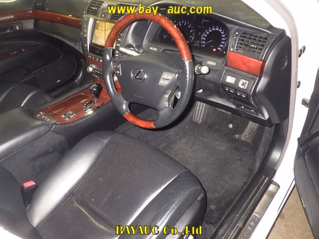 LEXUS LS460