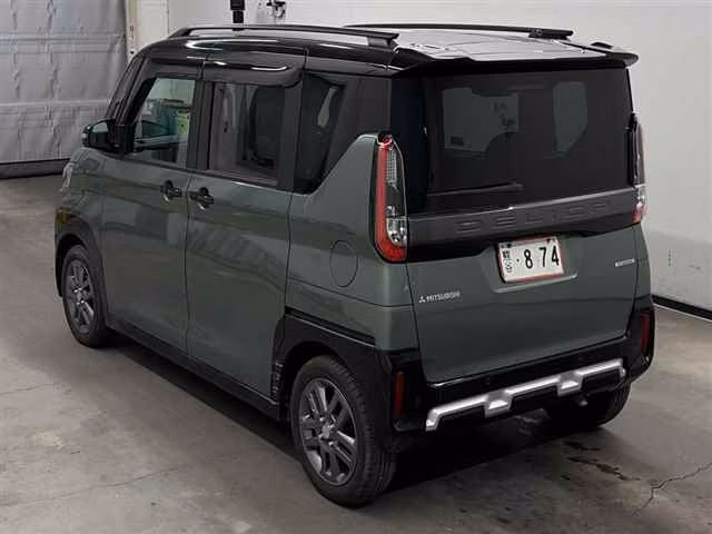 MITSUBISHI DELICA MINI
