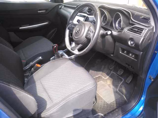 SUZUKI SWIFT