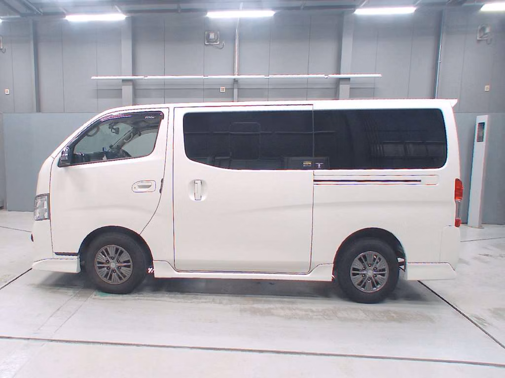 NISSAN NV350 CARAVAN