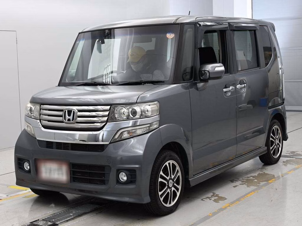 HONDA N-BOX