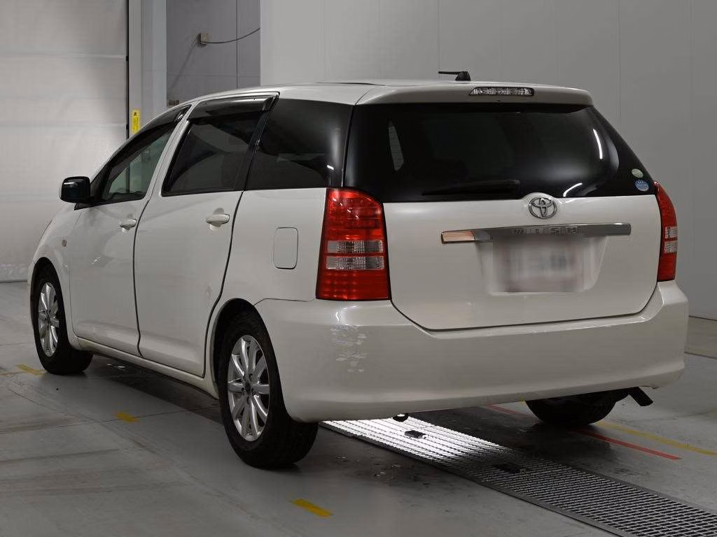 TOYOTA WISH