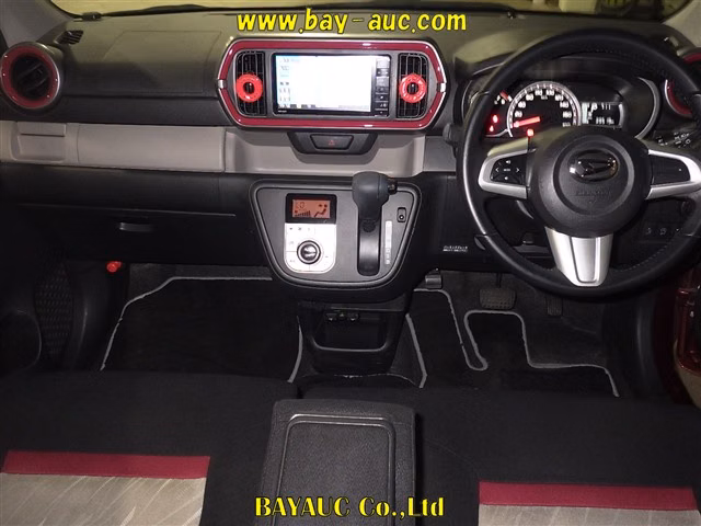 DAIHATSU BOON