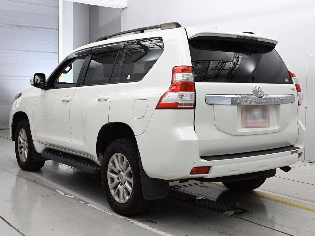 TOYOTA LAND CRUISER PRADO