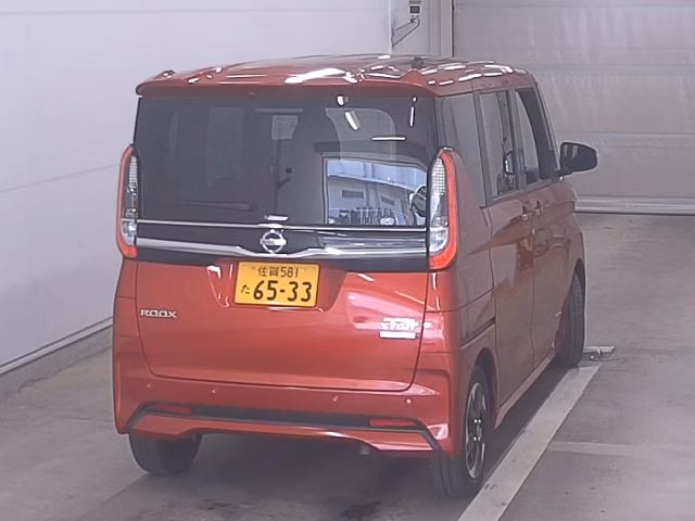 NISSAN ROOX