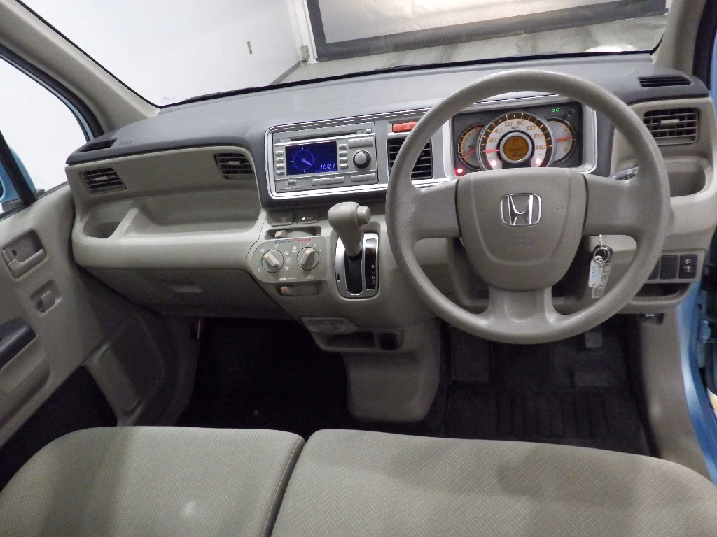 HONDA LIFE