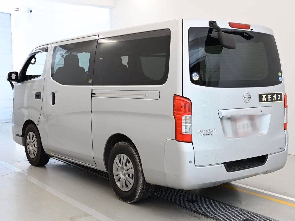 NISSAN NV350 CARAVAN