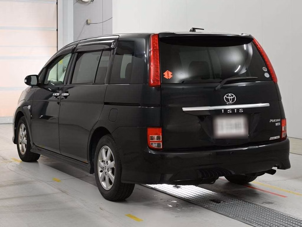 TOYOTA ISIS