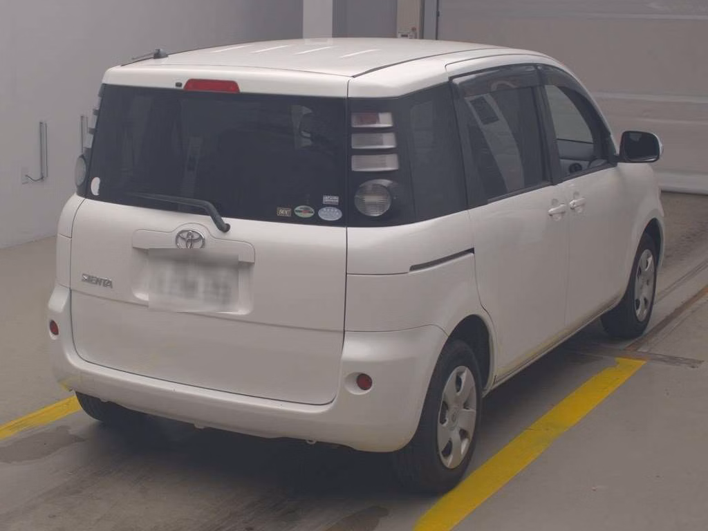 TOYOTA SIENTA