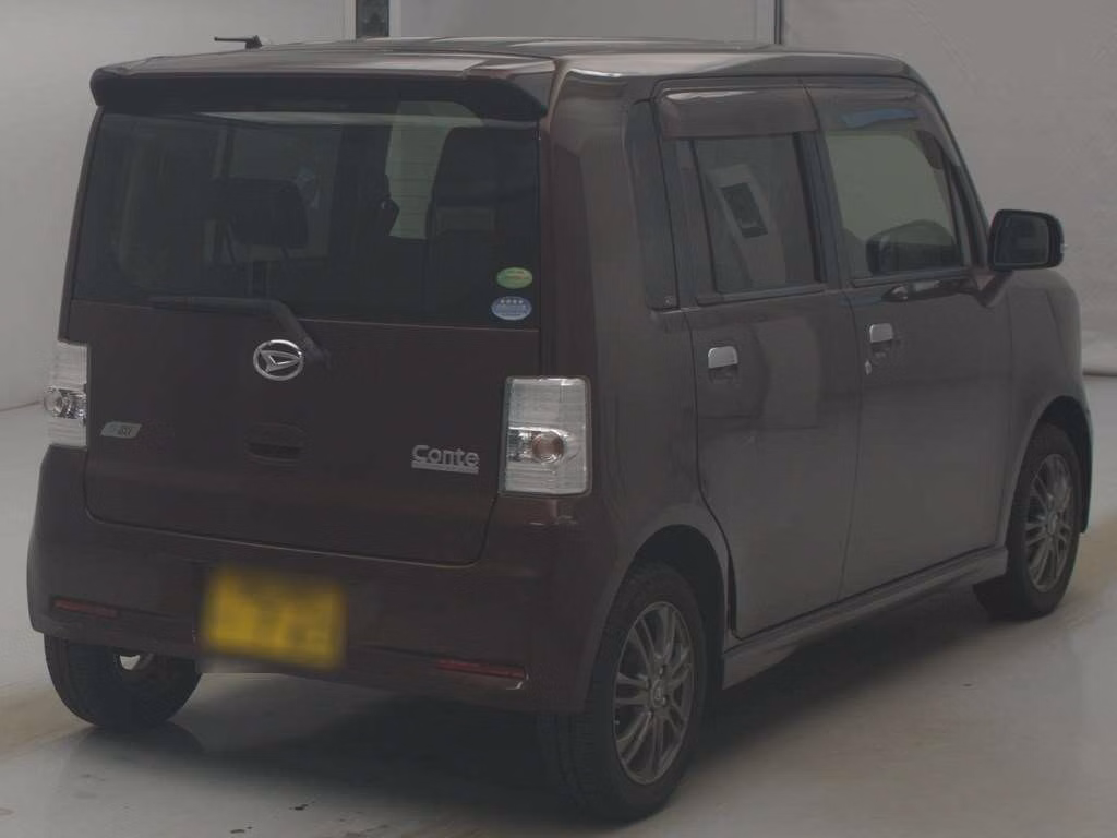 DAIHATSU MOVE CONTE