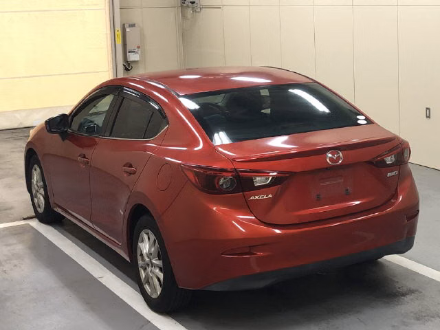MAZDA AXELA
