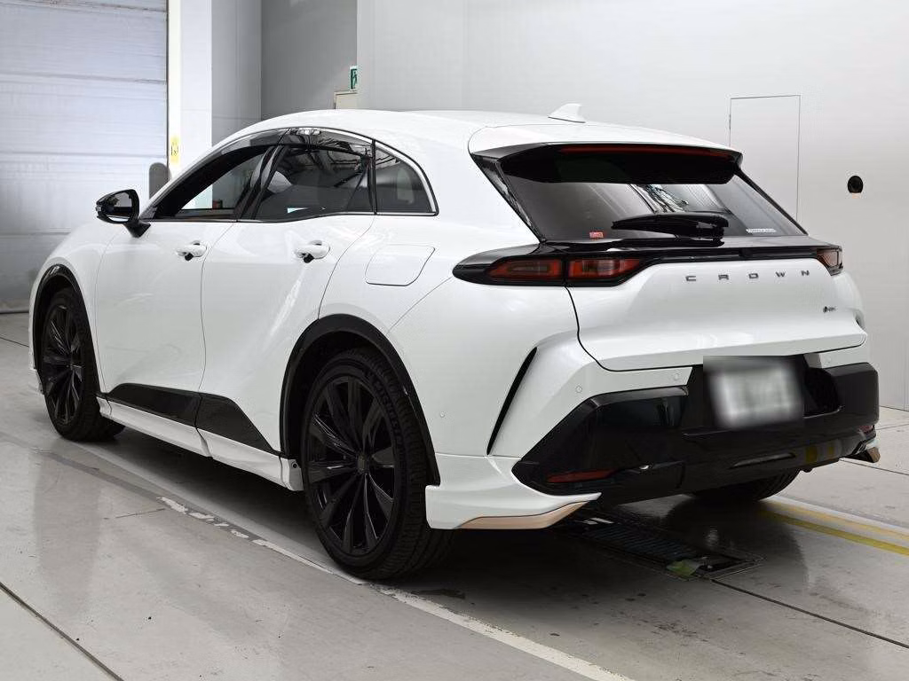 TOYOTA CROWN