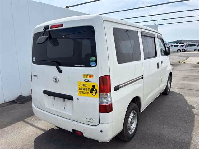 TOYOTA LITE ACE