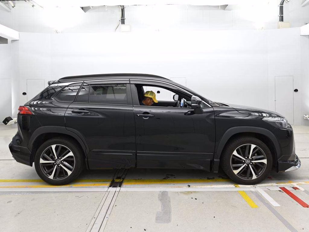 TOYOTA COROLLA CROSS