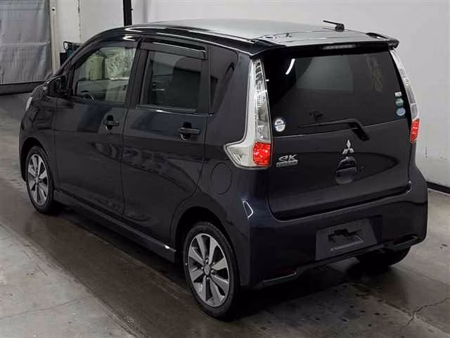 MITSUBISHI EK CUSTOM