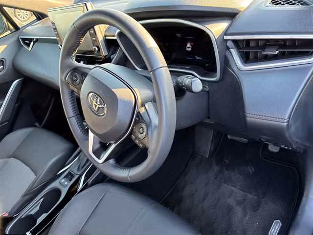 TOYOTA COROLLA CROSS